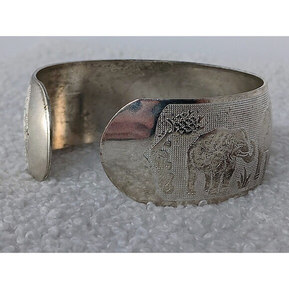 Vintage Silvertone Elephant Cuff Bracelet 7.5 in - Picture 7 of 12